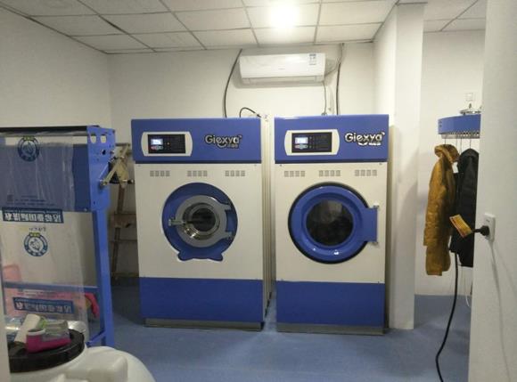 小型干洗店設(shè)備多少錢 由很多因素決定 小型干洗店設(shè)備多少錢 由很多因素決定