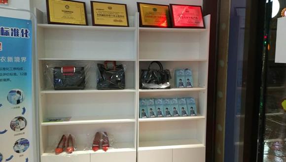 哪個干洗設(shè)備店好 下面來簡單了解一下 哪個干洗設(shè)備店好 下面來簡單了解一下